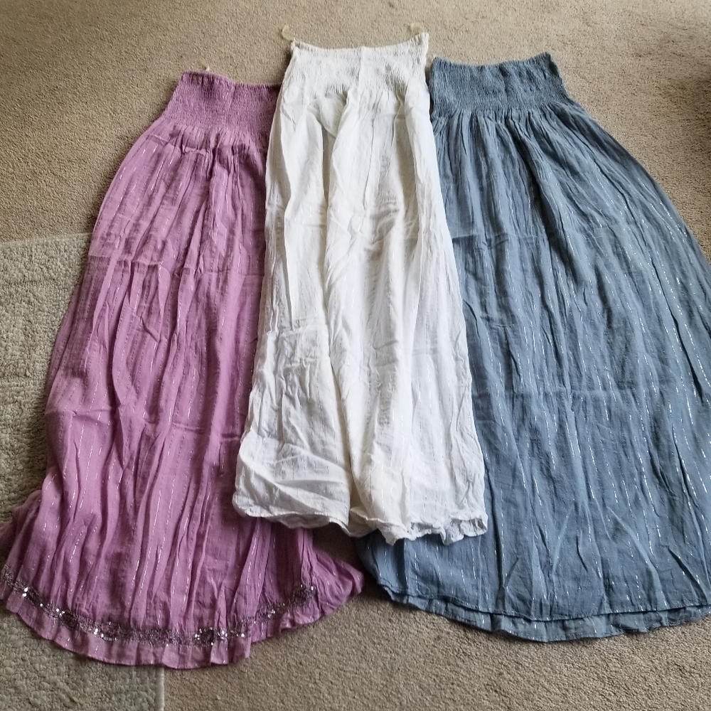 3 Gauze smocked tube dresses